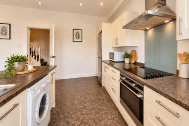 5 bed house, Newbridge Road, Twerton, Bath, BA13HF - Image 3