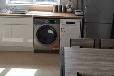 2 bed house, Newtown Street, Highfields, Leicester, LE16WJ - Image 3