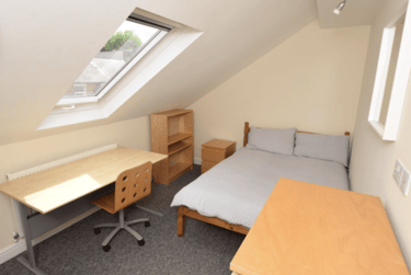 7 bed house, Rothesay Avenue, Radford, Nottingham, NG71PU - Image 2
