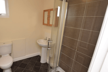 7 bed house, Rothesay Avenue, Radford, Nottingham, NG71PU - Image 3