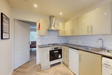 4 bed house, Sandpiper Way, Lenton, Nottingham, NG72EE - Image 5