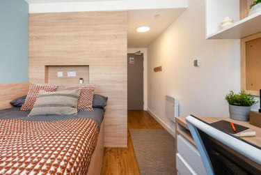 Standard Ensuite at Bankside Student Living, Walnut Tree Close, City Centre, Guildford, GU14JF - Image 1