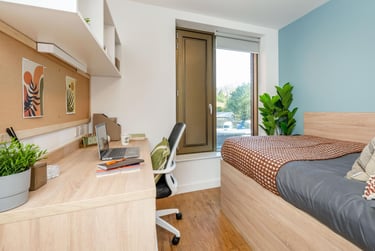 Standard Ensuite at Bankside Student Living, Walnut Tree Close, City Centre, Guildford, GU14JF - Image 3