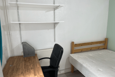 5 bed house, Ashby Crescent, City Centre, Loughborough, LE114ES - Image 3