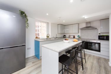 7 bed house, Parr Street, City Centre, Liverpool, L14JN - Image 1
