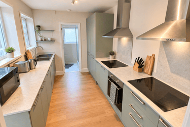 6 bed house, Livingstone Road, Twerton, Bath, BA23PH - Image 2