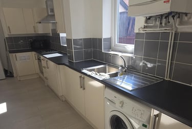 4 bed house, Rolleston Drive, Lenton, Nottingham, NG71JU - Image 7