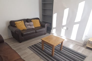 4 bed house, Harrington Drive, Lenton, Nottingham, NG71JH - Image 3
