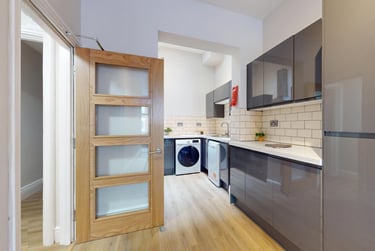 6 bed house, Alfreton Road, Radford, Nottingham, NG73JL - Image 5