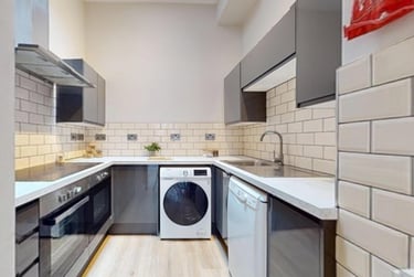 6 bed house, Alfreton Road, Radford, Nottingham, NG73JL - Image 6