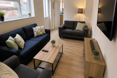 5 bed house, Ashby Road, City Centre, Loughborough, LE113AE - Image 1
