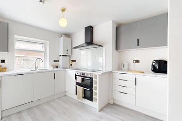 5 bed house, Wallace Avenue, Victoria Park, Manchester, M145HH - Image 2