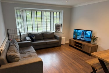 6 bed house, Garendon Green, City Centre, Loughborough, LE114QA - Image 1