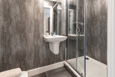 5 bed house, Graduation House, Beeston, Nottingham, NG94HL - Image 3