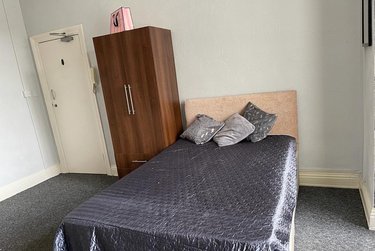 1 bed house, Flat 1, 112 Austhorpe Road, Harehills, Leeds, LS158EJ - Image 1