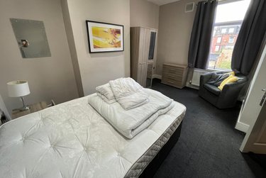 1 bed house, Room 2, 86 Hough Lane, Bramley, Leeds, LS133PT - Image 3