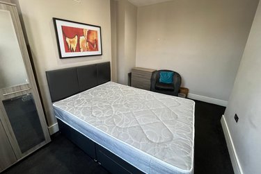 1 bed house, Room 3, 86 Hough Lane, Bramley, Leeds, LS133PT - Image 4