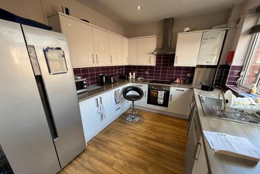 1 bed house, Morley, Leeds, LS270JE - Image 1