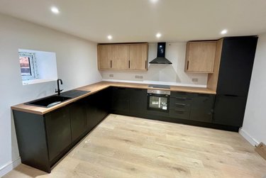1 bed house, Room 1, 28 Dragon Parade, Cookridge, Leeds, HG15DA - Image 2