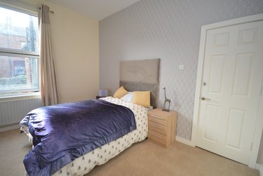 7 bed house, Norwood Terrace, Hyde Park, Leeds, LS61EA - Image 4