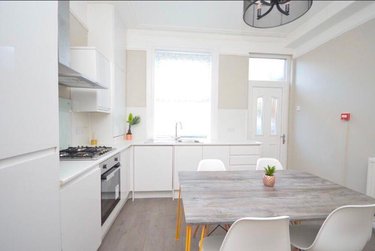 5 bed house, St Michaels Lane, Burley, Leeds, LS42PD - Image 7