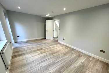 3 bed house, Brendon Avenue, City Centre, Luton, LU29LH - Image 3