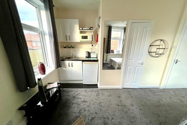 1 bed house, Halton, Harehills, Leeds, LS157RN - Image 2