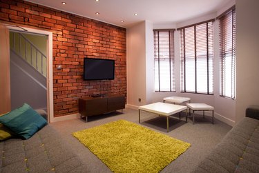 9 bed house, Norwood Terrace, Hyde Park, Leeds, LS61EA - Image 2