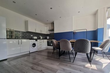 3 bed house, Woodside Terrace, Burley, Leeds, LS42QT - Image 1
