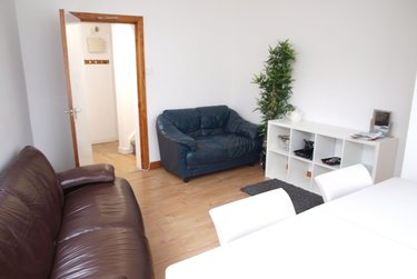 7 bed house, Kendal Lane, Woodhouse, Leeds, LS31AS - Image 10