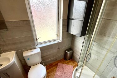 1 bed house, Room 1, 86 Hough Lane, Bramley, Leeds, LS133PT - Image 3