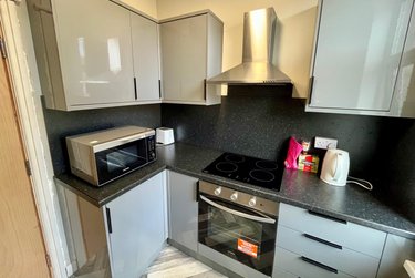 1 bed house, 6 Dragon Parade, Cookridge, Leeds, HG15DA - Image 5