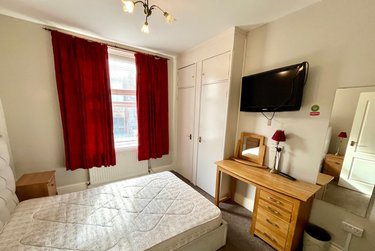 1 bed house, 6 Dragon Parade, Cookridge, Leeds, HG15DA - Image 2