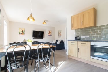 4 bed flat, Morrison Circus, Haymarket, Edinburgh, EH38DX - Image 10
