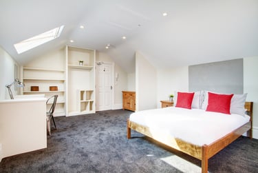 7 bed house, Waterloo Road, Radford, Nottingham, NG74AU - Image 4