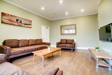 7 bed house, Booth Avenue, Fallowfield, Manchester, M146RB - Image 1