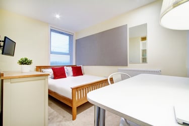 6 bed house, Hyde Park Road, Hyde Park, Leeds, LS61AJ - Image 3