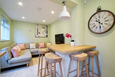 6 bed house, Newstead Grove, Arboretum, Nottingham, NG14GZ - Image 1