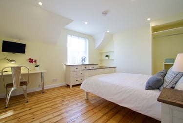 6 bed house, Newstead Grove, Arboretum, Nottingham, NG14GZ - Image 2