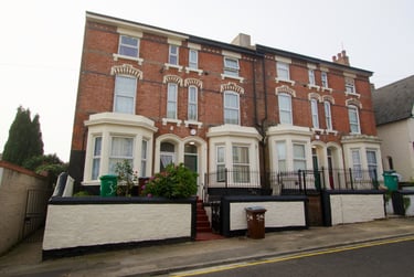 5 bed house, Newstead Grove, Arboretum, Nottingham, NG14GZ - Image 2