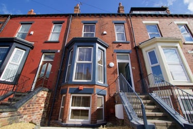 7 bed house, Brudenell Mount, Hyde Park, Leeds, LS61HT - Image 2