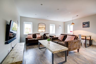 7 bed flat, Peel Street, Arboretum, Nottingham, NG14GR - Image 2