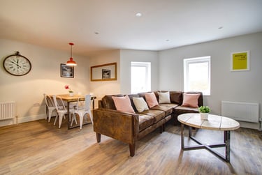4 bed flat, Peel Street, Arboretum, Nottingham, NG14GR - Image 4