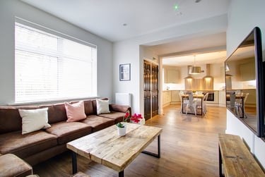 8 bed flat, Peel Street, Arboretum, Nottingham, NG14GR - Image 5