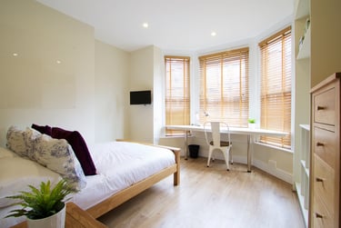 7 bed house, Ebberston Terrace, Hyde Park, Leeds, LS61AU - Image 6
