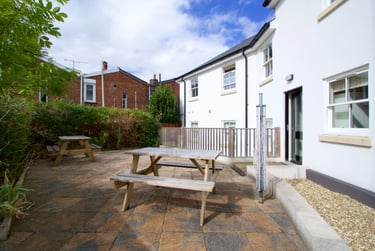 4 bed flat, The Tannery, St James, Exeter, EX46QA - Image 3