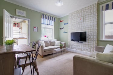 5 bed house, Trinity Avenue, Lenton, Nottingham, NG72EU - Image 1