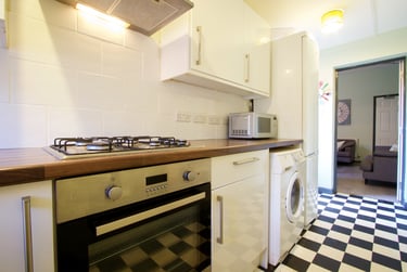 5 bed house, Lenton Boulevard, Lenton, Nottingham, NG72ES - Image 13