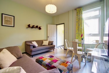 5 bed house, Lenton Boulevard, Lenton, Nottingham, NG72ES - Image 1