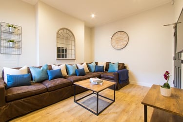 6 bed house, Woodcroft Road, Toxteth, Liverpool, L152HQ - Image 1